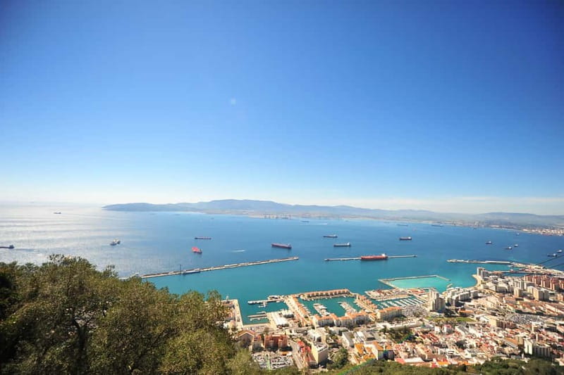 Gibraltar: 2.30hrs Tour Skywalk, Tunnels, and More - Old Town drive-through: tying the pieces together