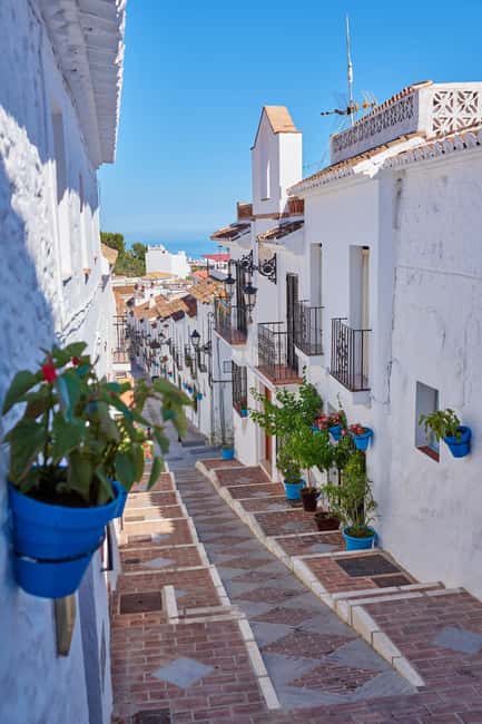 Gibraltar and Mijas town Day Trip with Free Time from Málaga - Key Highlights Worth Booking For