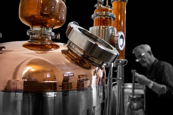 Gibraltar Gin Experience - What Makes Spirit of the Rock Different From a Typical Tasting